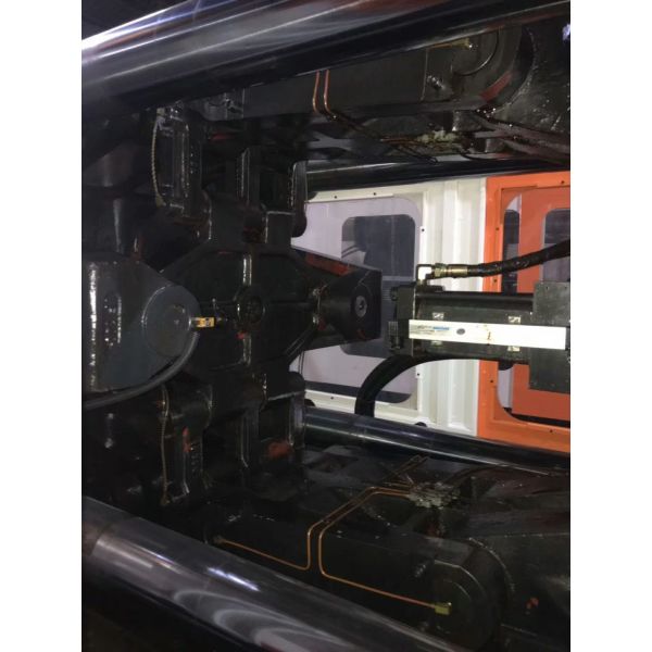 Quiet Old Chen Hsong Injection Molding Machine Weight 15T User Friendly