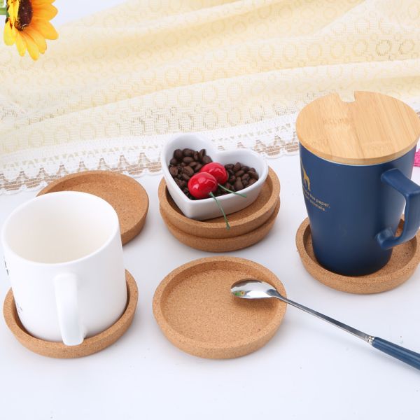 Table Decoration Accessories Must-Have Eco-Friendly Wood Cup Mat Custom Cork Coasters