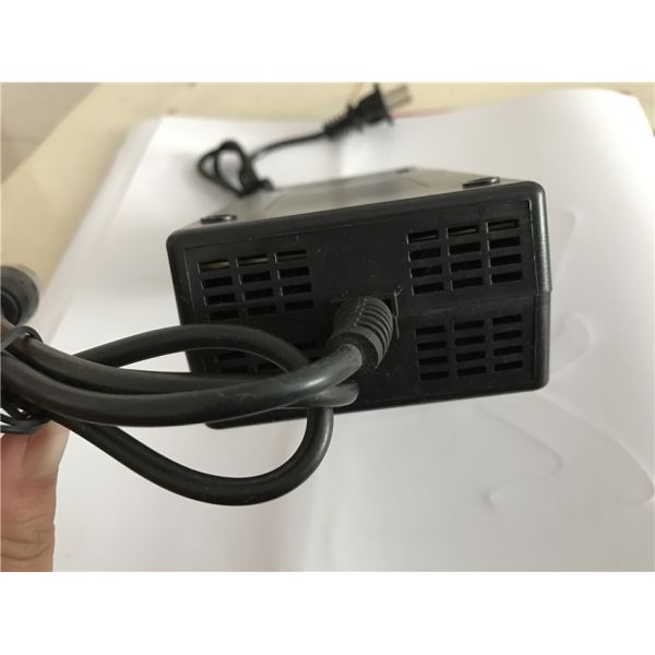 Заряжатель батареи велосипеда DC 42V 36V 10ah~14ah электрический для трицикла