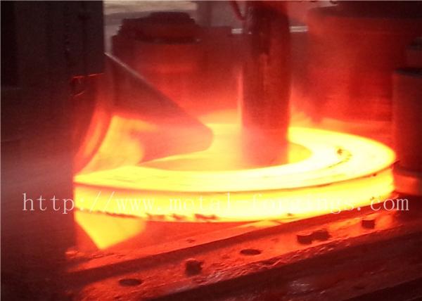 16Mo3 Steel Forged Ring Forged Cylinder Flange Heat Treatment And Machined