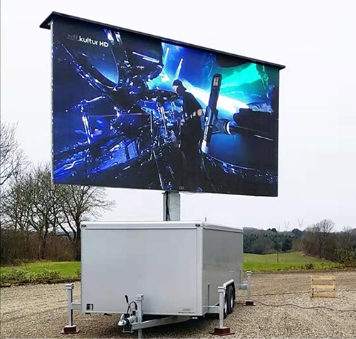 6000 Nits P6 Mobile LED Screen Outdoor Led Trailer Truck Display With Solar Panel