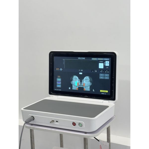 110V - 240V 3D HIFU Machine