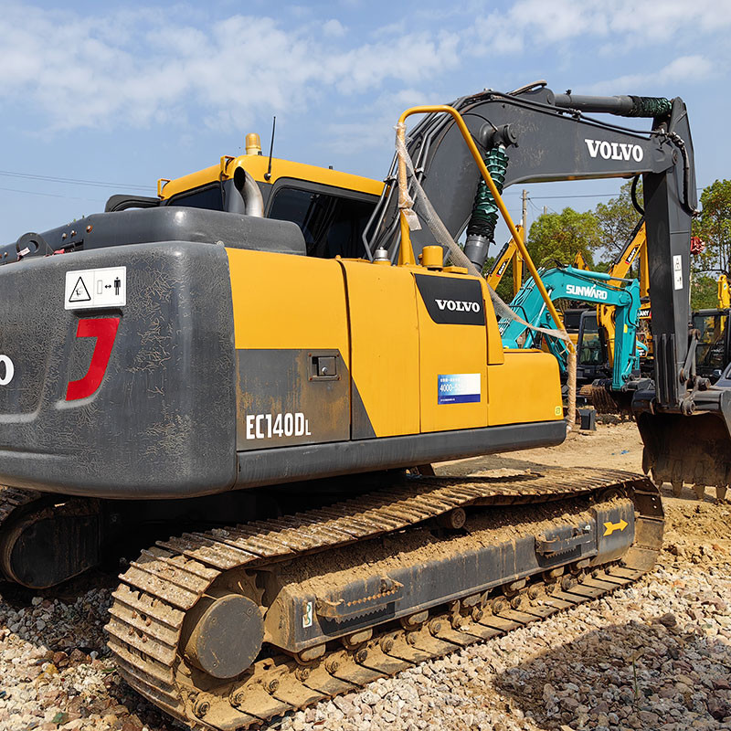 Использованные гидравлические экскаваторы Volvo EC140 14 т