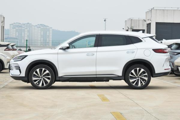 2024 BYD Song Plus EV Champion Edition 605KM Dm-i Flagship NEV 4785x1890x1660mm 1920kg Fabriqué dans les voitures électriques