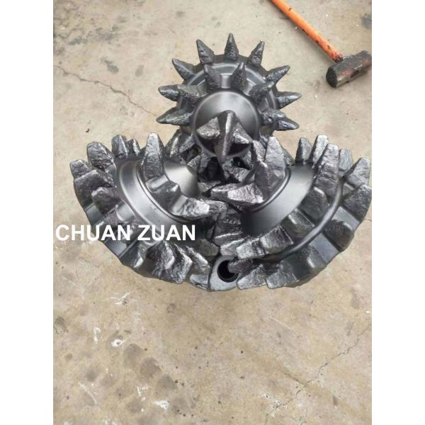 China selou a fonte moída do fabricante do bocado de broca do dente do rolamento de rolo 19 1/2” (495mm)