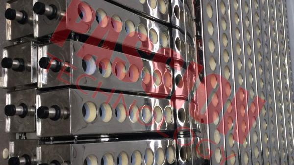 coletor solar evacuado tubular de vidro poderoso do tubo 1000L com tanque de alimentação