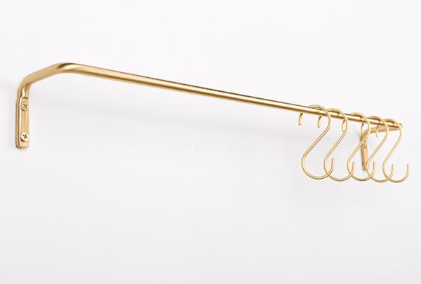 Ganchos de metal em forma de S elegantes e duráveis para decoração doméstica na sala de estar, quarto, cozinha