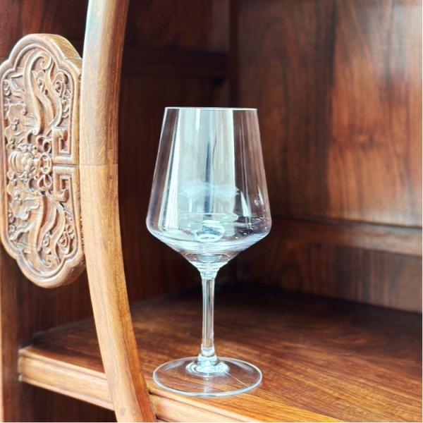Big Capacity 21oz Reusable Plastic Wine Glasses Bulk For Poolside