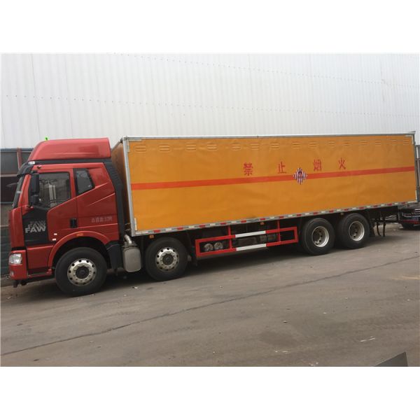 FAW 8x4 Heavy Duty 31 Tons Van Delivery Truck For Miscellaneous Dangerous Goods