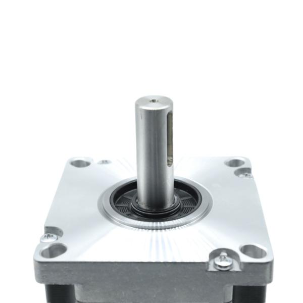 NEMA42 110mm 1.2 ° Step Angle 3 Lead Wire 20V 6.9A 20N.M 22mH Hybrid Stepper Motor