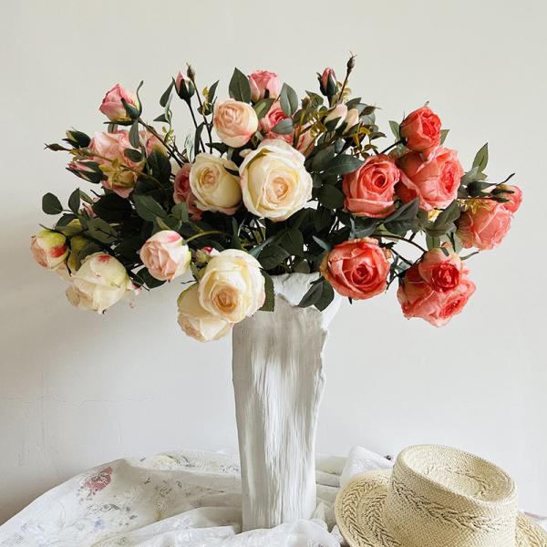 Rose simulation fake flower dining table, coffee table decoration bouquet, high-end feeling, charred edge European artificial flower decoration, living room silk flower