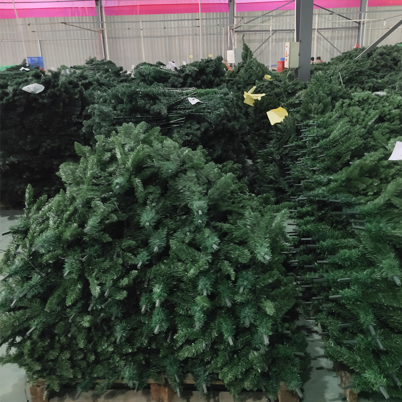 Mini Modern Fabric Outdoor Decorated Christmas Tree