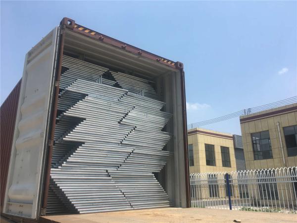 chain link temporary construction fence panels 6FT X 10F Mesh 2 3/8  x 2 3/8 ( 60mm x 60mm ) x 12 gauge wire