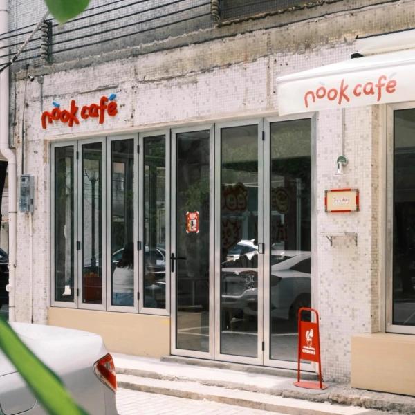 Folding Windows Miami | Impact Glass & Hurricane Straps