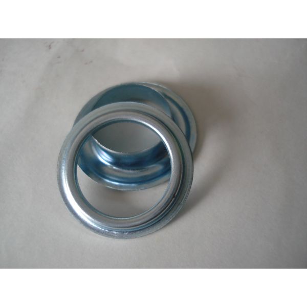 Small Metal Grommets 13.5 MM  Corrosion Prevention For Electric Eyelet Machine