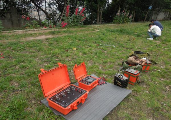 Electrical Resistivity Tomography Geophysical Survey Instruments 2D Resistivity Imaging