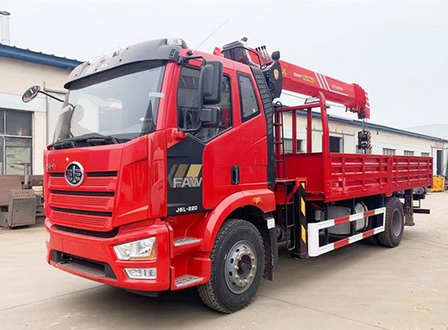 FAW грузовик монтированный кран Левая рука 6X6 6.3T Максимальная подъемная способность Кнопка бум кран