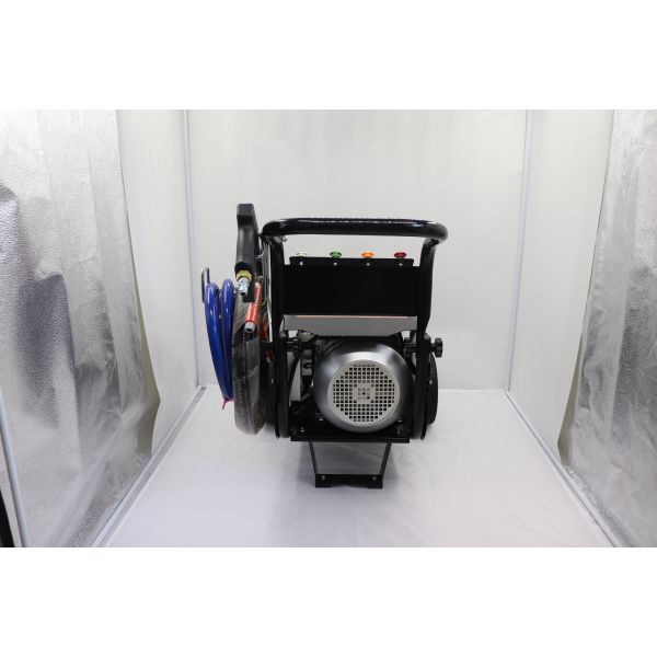 Triplex Pump Pressure Washer 60 1450 1800PSI / 120bar 4.5 KW