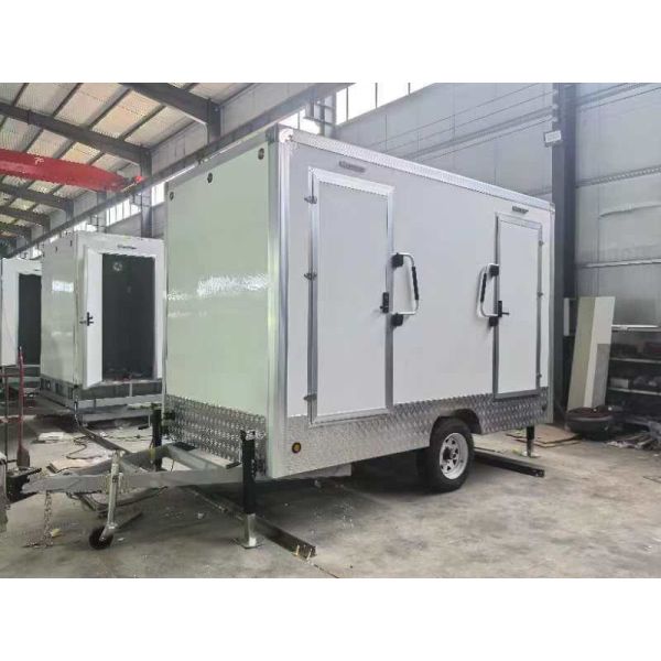 Доступные общественные туалеты на открытом воздухе