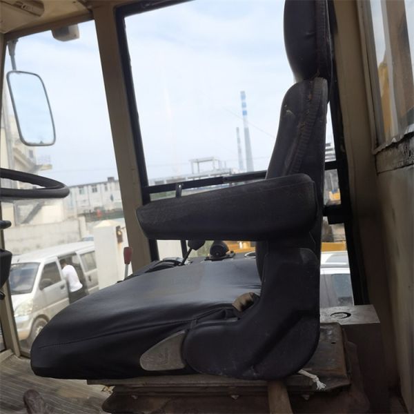 35 toneladas de uso Caterpillar Cat 826G compactor en excelente estado Color original Japón