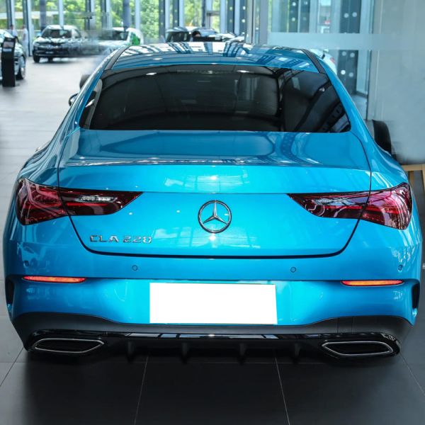 Mercedes Benz CLA 200 voiture d'occasion Gaoline Véhicule automobile berline