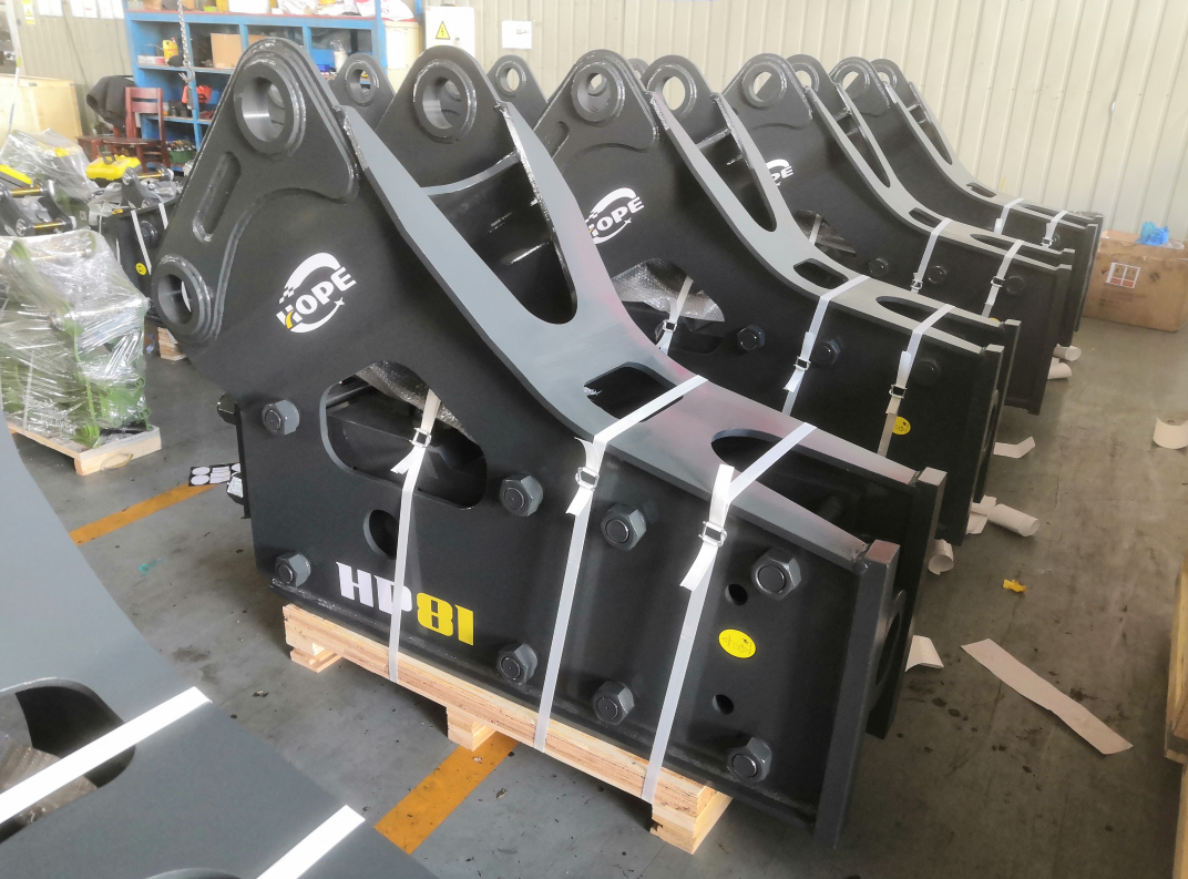 30-40 ton Manganese Plate Excavator Hammer Attachment Vibratory For Doosan Xcmg