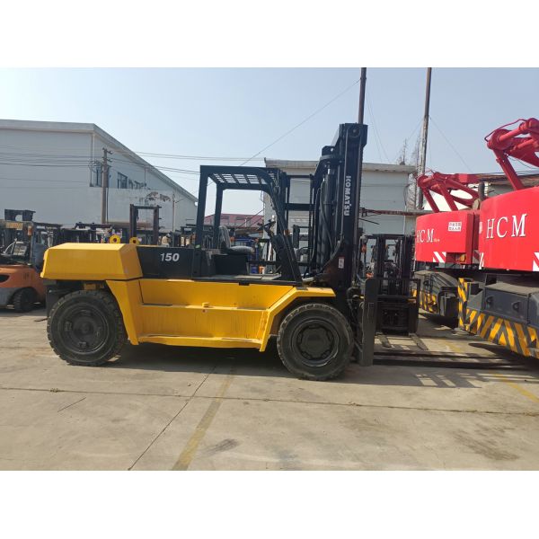 Japanese 15 Ton Used Forklift Komatsu FD150 Diesel Engine Hydraulic Tracked