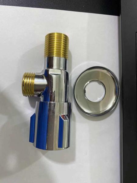Modern Zinc Alloy Handle Brass Angle Valve 12 Bar Working Pressure