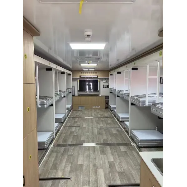 Multifunction 24 Berth Camper Truck for Emergence Fire Fighting