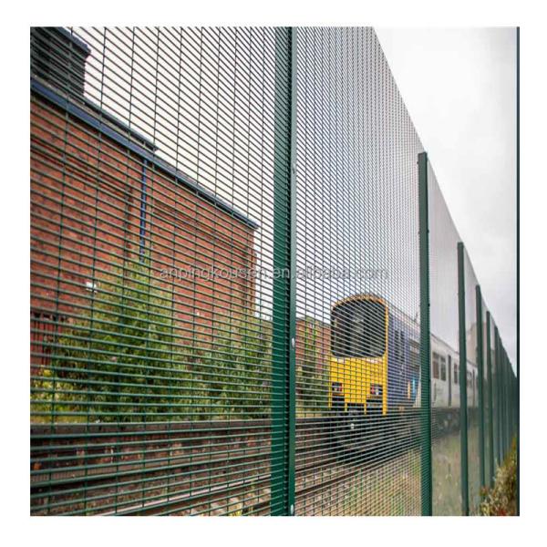 Galvanized PVC Coated 358 Clear Welded Wire Mesh Anti Climb Privacy Fence in South Africa