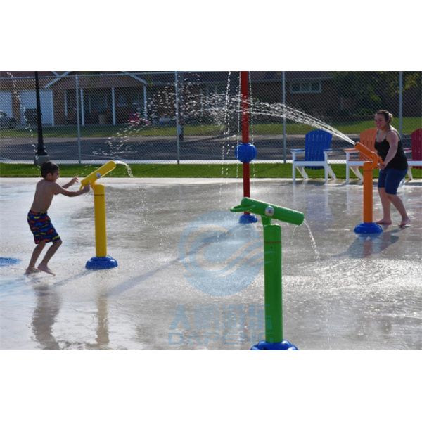 Children 8 PSI Water Park Gun Toys 304 Stainless Steel Customized For Spray Park