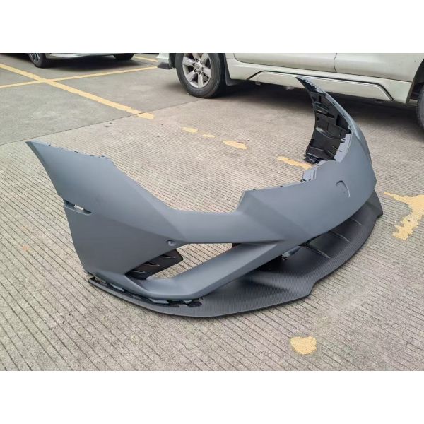 Car Parts EVO Two Wheel Drive 2019-2020 Type Body Kit Front Bumper Hot Selling Original for Lamborghini Huracan Standard Bolts