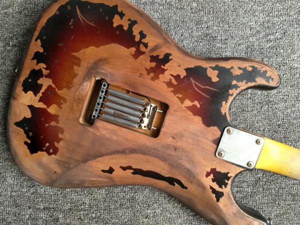 High Quality The new handmade remains ST SRV electric guitar,Do old electric guitar,Real photo,Free shipping