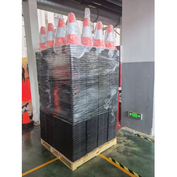 Australian Standard High Quality Red Orange PVC Cone Traffic Cone for Road Safety Warning