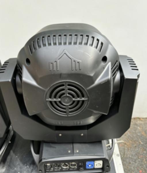Pre-owned 19x15W LED Big Bee-Eye Moving Head Bar Light — Spot & Wash Effects, Sound-Activated, Automated Stage Beam Fixture, Multi-Color Rotation