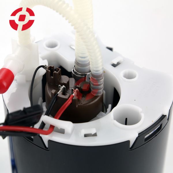 LR057235 LR026192 Auto Car Petrol Pump Motor Evoque Oil Pump Assembly