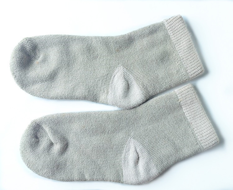 Mens womens warm thick knitted wool sports socks designed for winter season daily life casual wear and biking activities