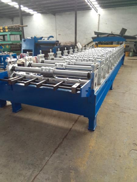 7000*1500*1400mm Roof Panel Roll Forming Machine Com Cr12Mov Cutter Sistema de Controle PLC