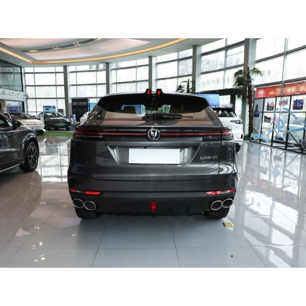 UNI-K 1.5T BANDERA Changan Sport Suv Segunda generación 4WD UNI KGasoline Changan Coches