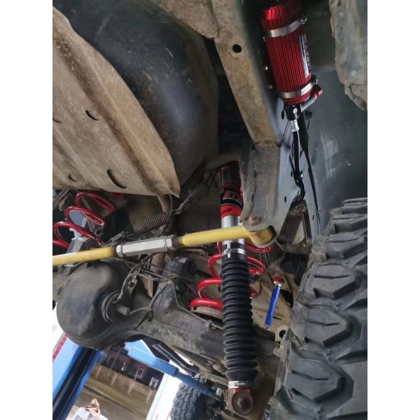 Adjustable Nitrogen Shock Absorber For Nissan Patrol Y61 2-4'' Lift