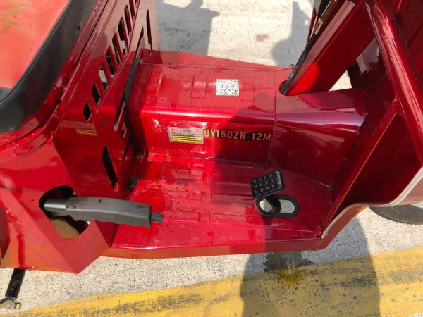 Tipo de carroceria aberta DAYANG Motor de alta potência de 150cc Triciclo de carga para Mopas do Uzbequistão