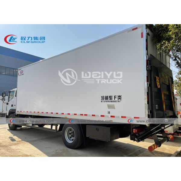 FOTON AUMAN 4x2 8T 10T Refrigerated тележка еды