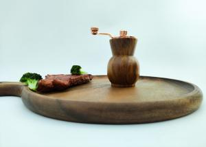 Customized Pepper Mill Wood Shakers Spice Seasoner Mills Wooden Salt and Pepper