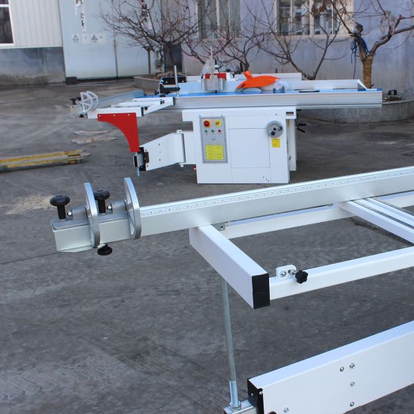 Multifunctional Woodworking Combination Machine for Wood Processing in Restaurants