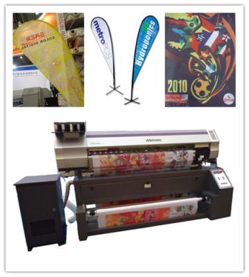 Digitas internas e impressora exterior de matéria têxtil de Mimaki para fazer a pena embandeirar diretamente
