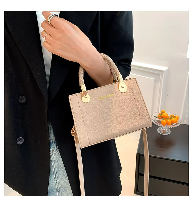 Fashionable PU Shoulder Bags for Women Ladies' Tote Handbags and Purses