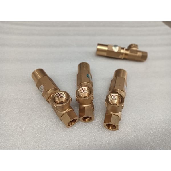 Overflow And Pressure Relief Water Truck Valve Heat Resistance Water Truck Parts