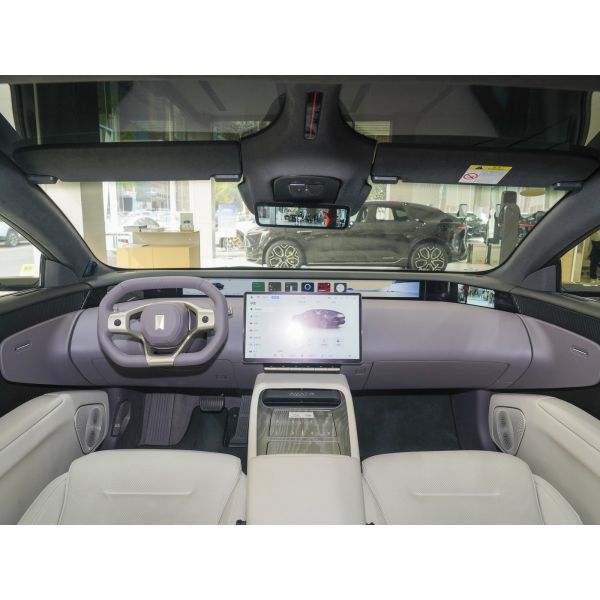 Pure Electric Vehicle AVATR 12 Electric Car With Range 700km