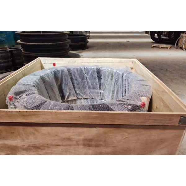 SS304 Фланцевое соединение гофрированного металлического шланга из нержавеющей стали для резервуара парового кондиционирования воздуха DN32 DN3000 мм