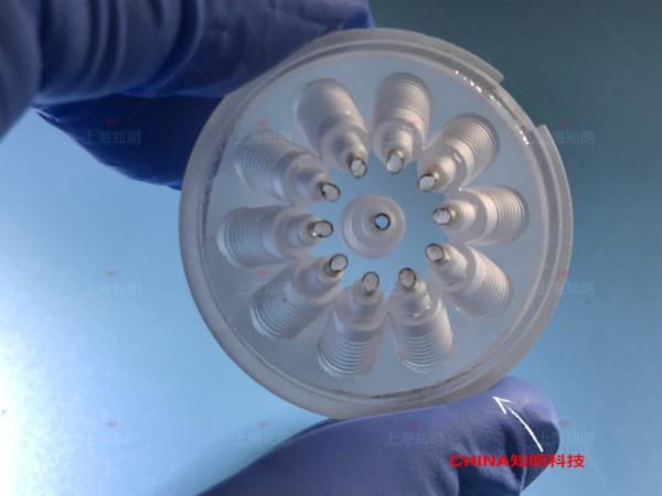 Transparent Sapphire Glass Liquid Valve Screw Thread Hole Customized Shape